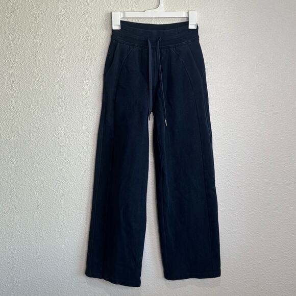 Lululemon Scuba Mid-Rise Wide-Leg Sweat Pant *Full Length Size 0 Navy Blue - Picture 10 of 10